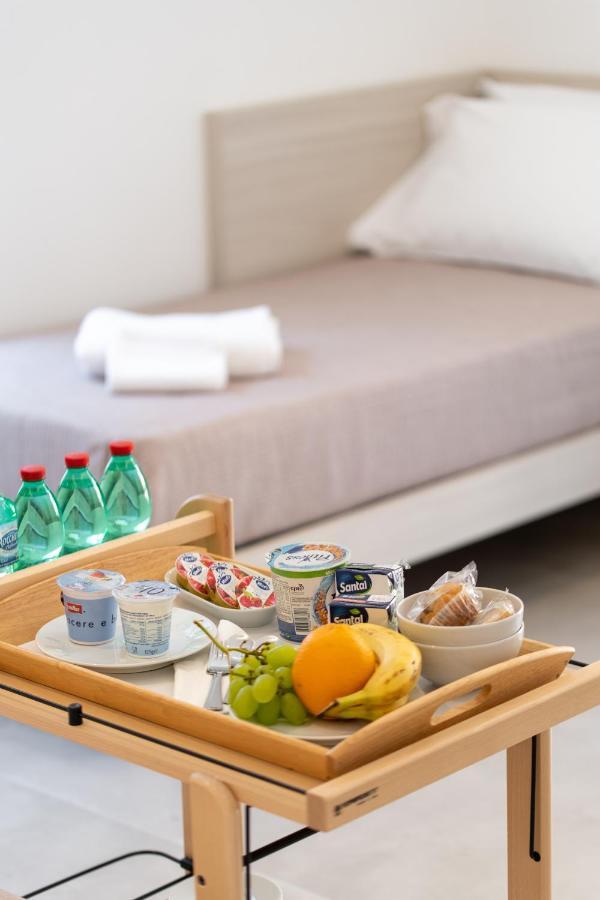 Bed and Breakfast Lux Caracciolo Napoli Esterno foto