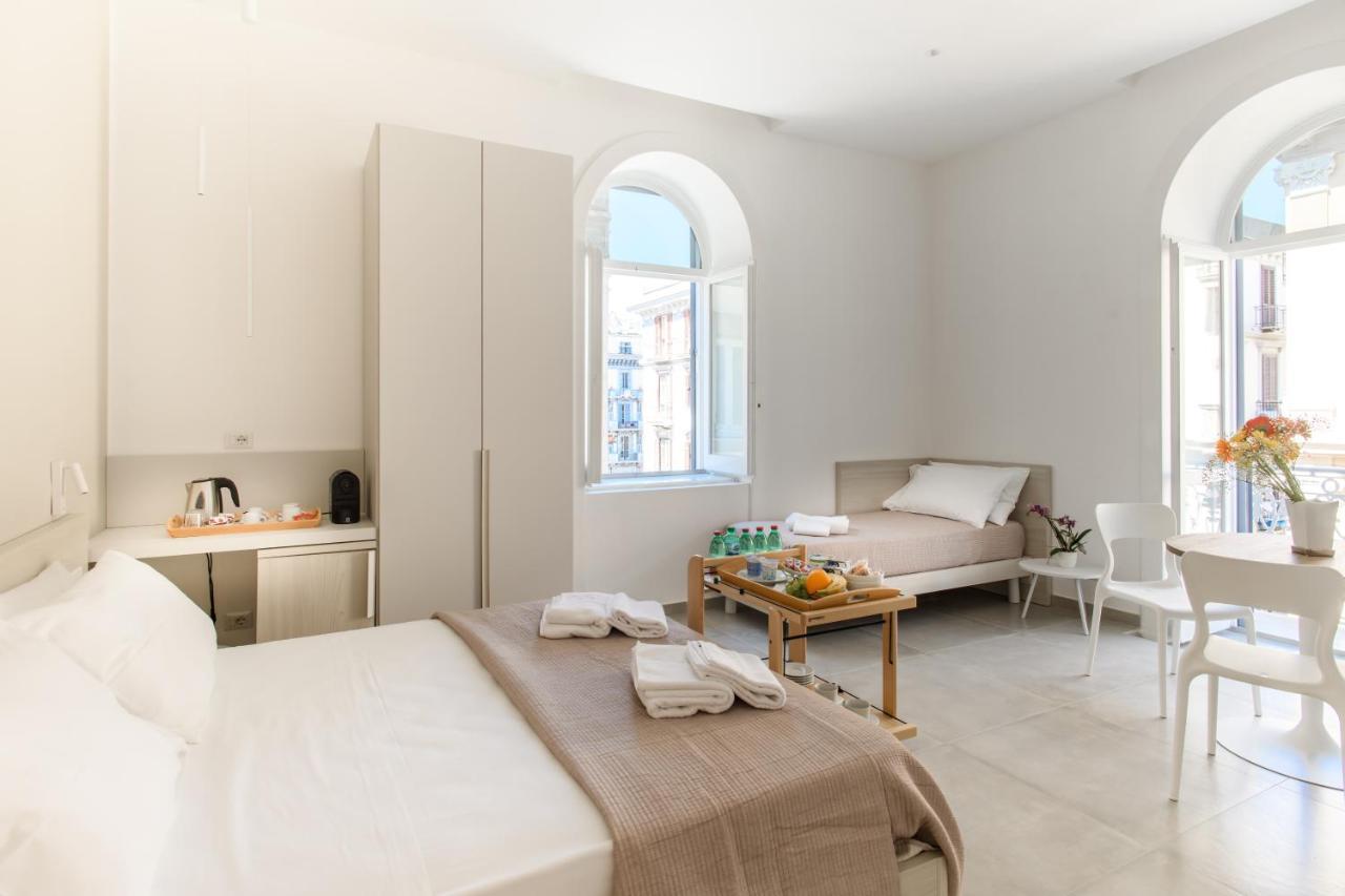 Bed and Breakfast Lux Caracciolo Napoli Esterno foto