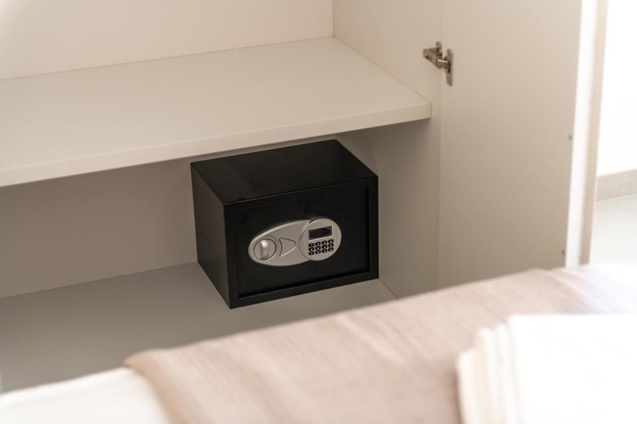 Bed and Breakfast Lux Caracciolo Napoli Esterno foto